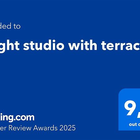 Bright Studio With Terrace Порту Экстерьер фото