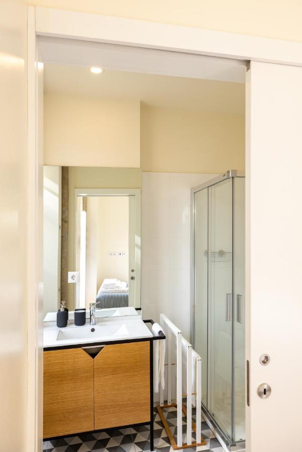 Bright Studio With Terrace Порту Экстерьер фото